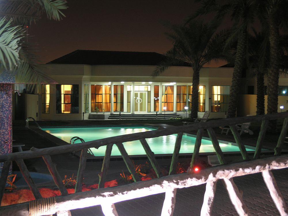 Royal Residence Hotel Apartments Oumm al Qaïwaïn Extérieur photo