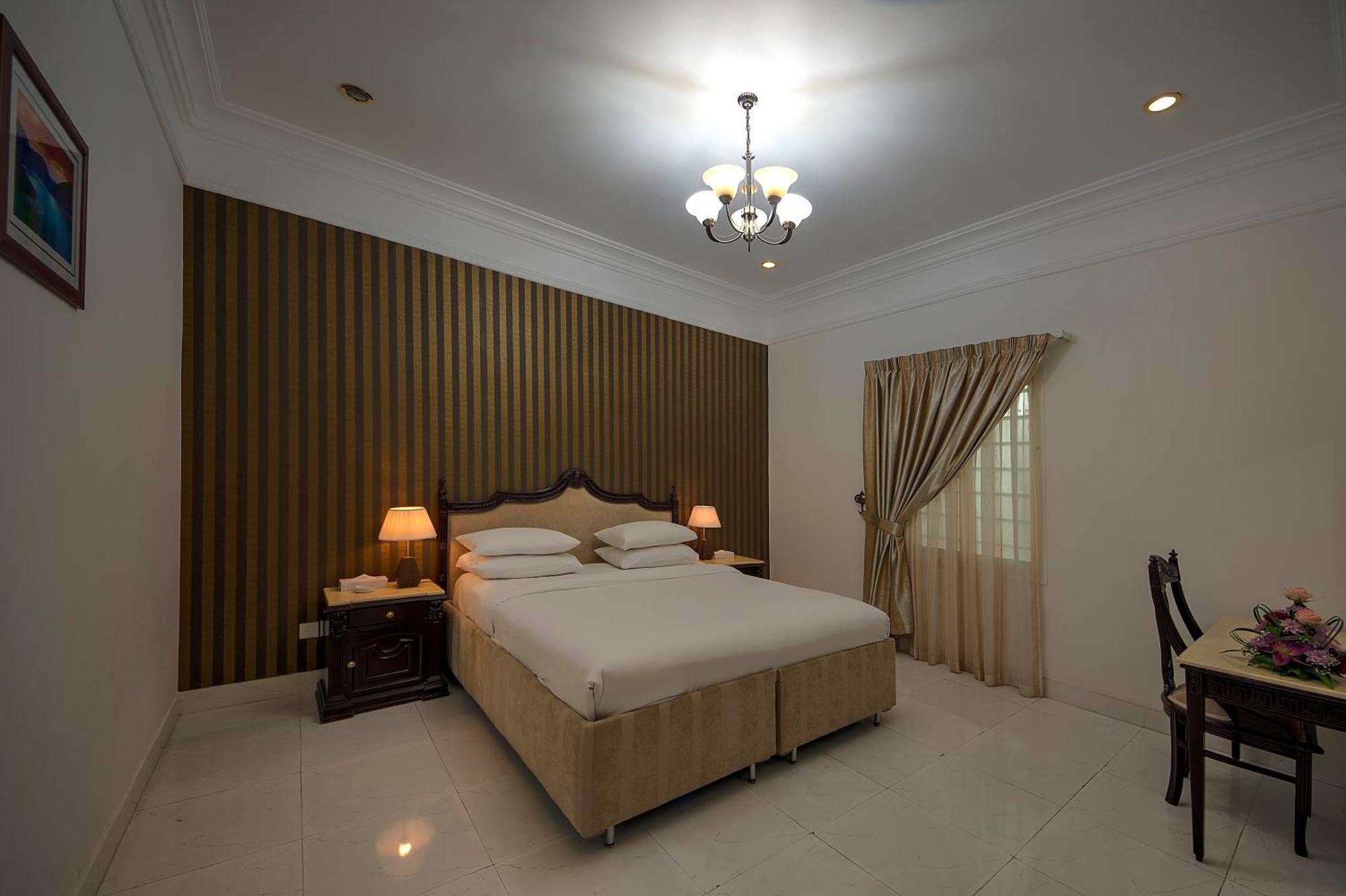 Royal Residence Hotel Apartments Oumm al Qaïwaïn Extérieur photo