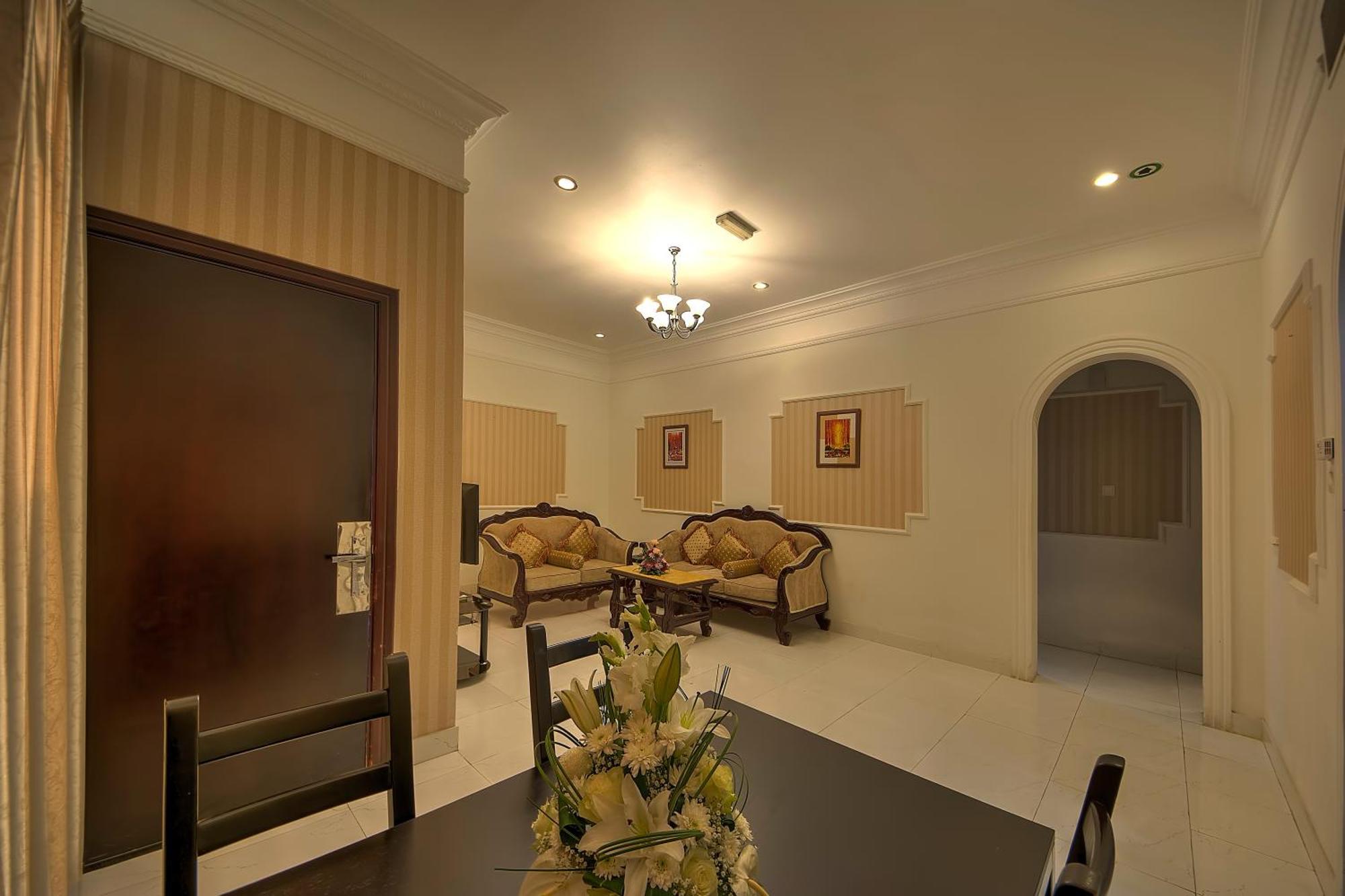 Royal Residence Hotel Apartments Oumm al Qaïwaïn Extérieur photo