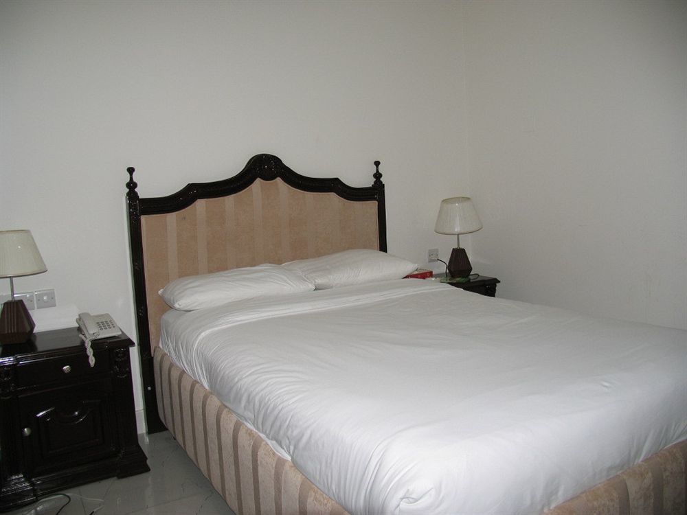 Royal Residence Hotel Apartments Oumm al Qaïwaïn Extérieur photo